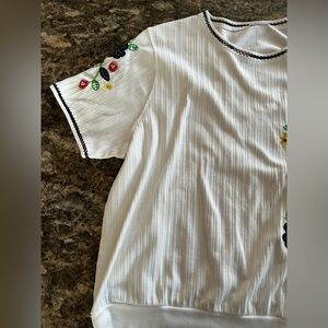 Women’s White Embroidered Short Sleeve Top